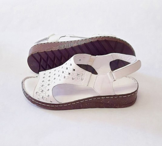 5663 LOOKE biele kožené sandále