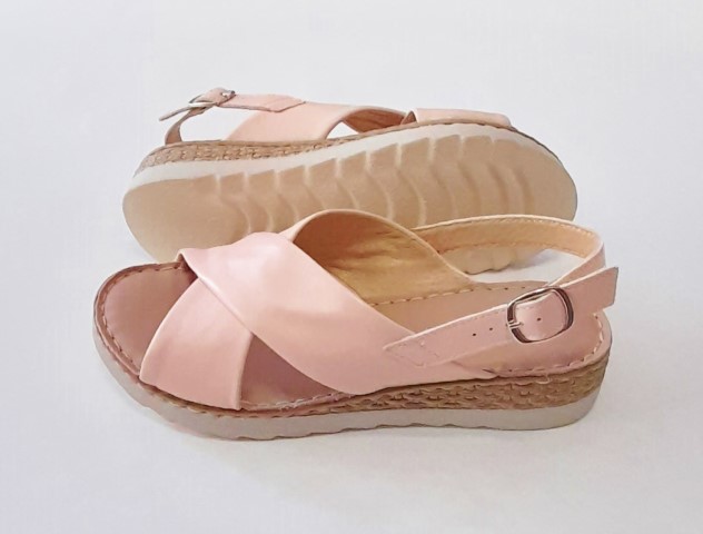5982 T.SOKOLSKI ružové kožené sandále