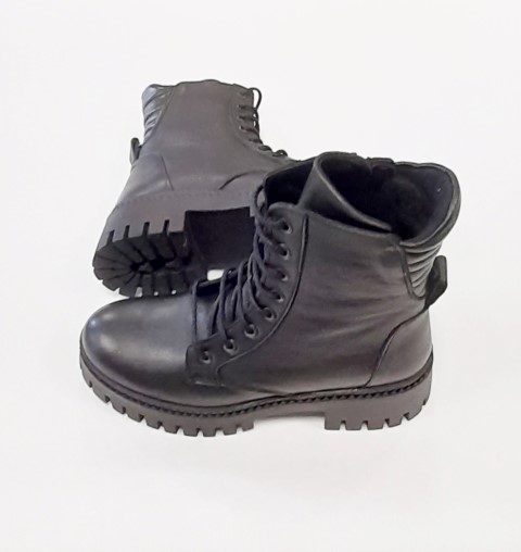 6546 T.SOKOLSKI čierne kožené topánky